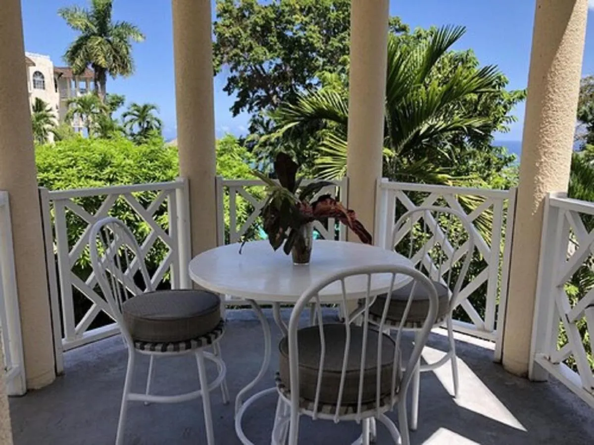 Sky Castles Apartment Ocho Rios